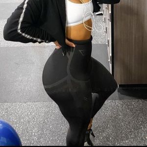 NWOT never worn SOLD OUT gymshark Geo seamless